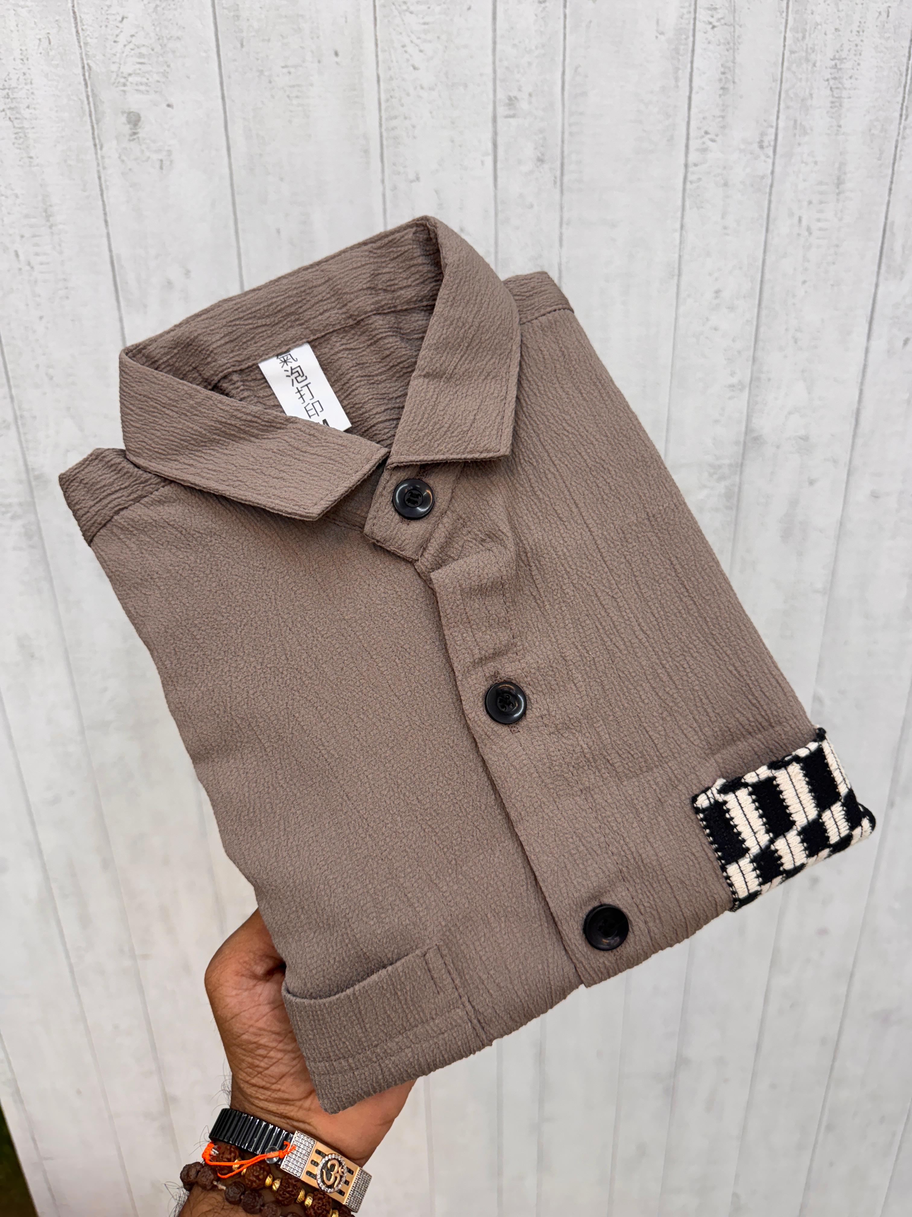 Men's Dual Pocket Shirts: Modern and Chic