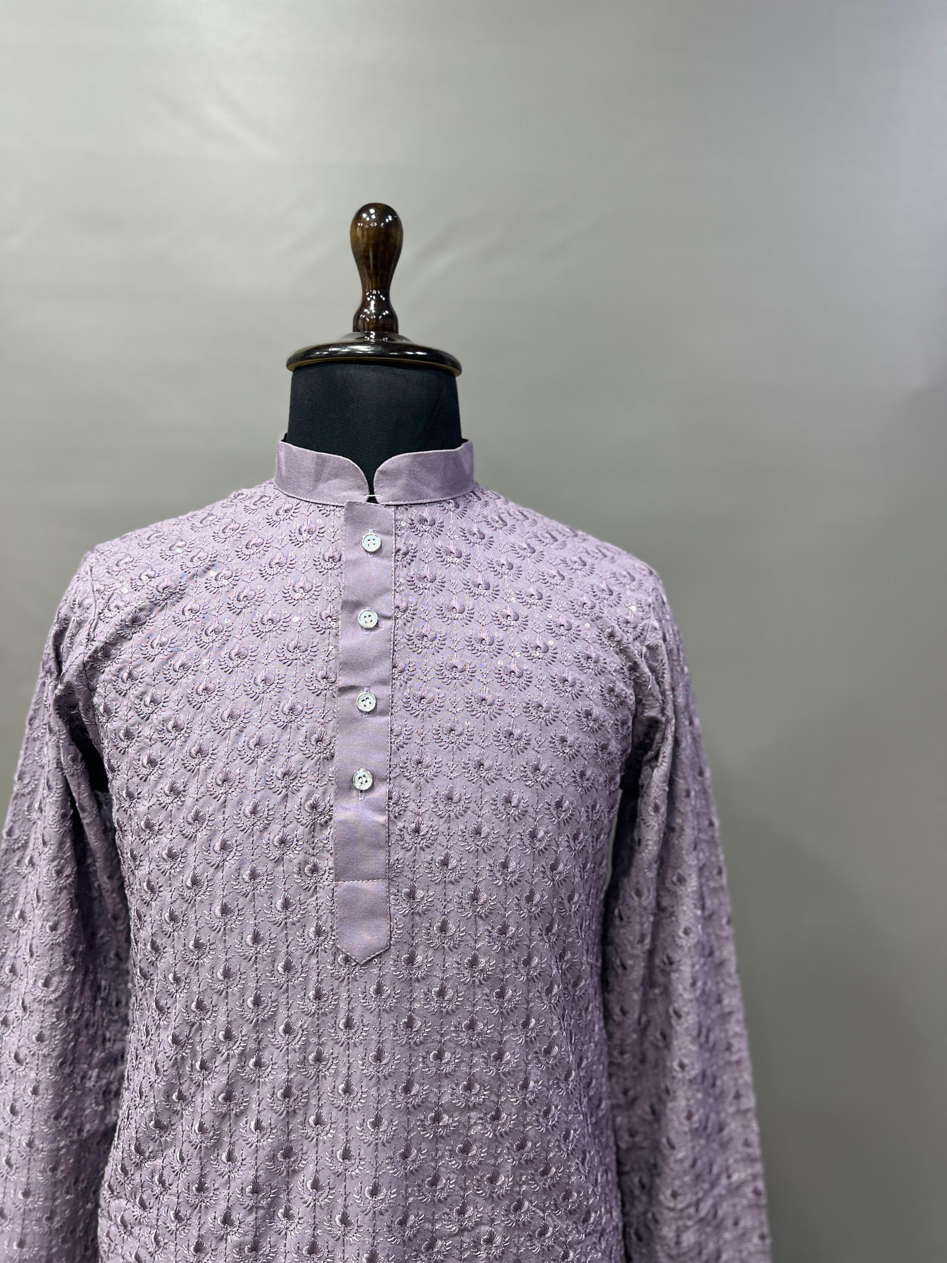 Lotus Heritage Kurta: A tribute to Indian tradition and heritage.